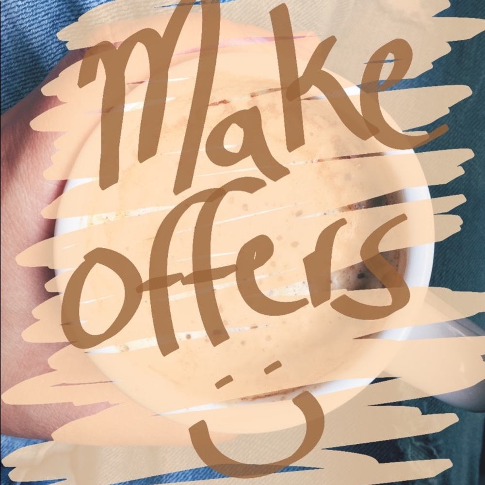 MAKE AN OFFER! 💕💃🏻🙋🏻
